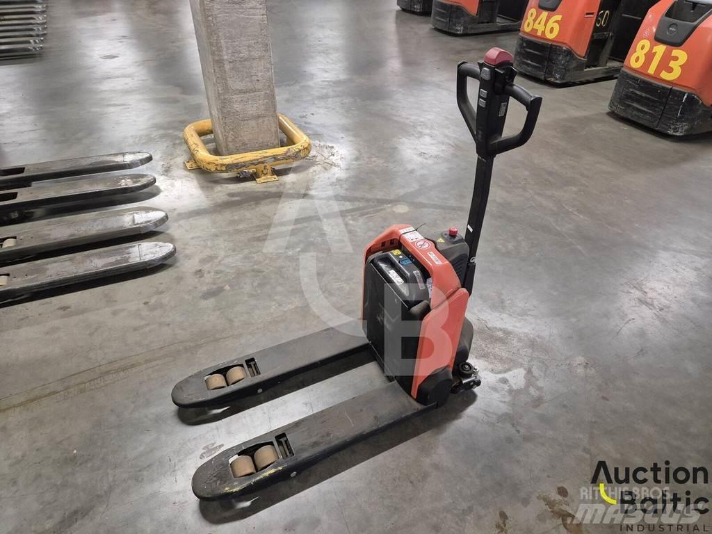 Toyota LHE130 Orderpicker voor middelhoog niveau