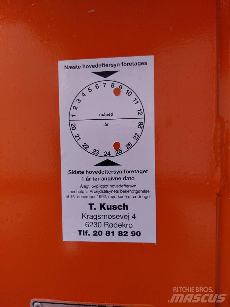 JLG 1230 ES Personenliften en invalideliften