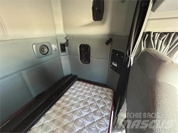 Kenworth T680 Trekkers