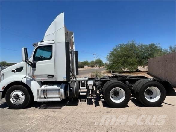 Peterbilt 579 Trekkers