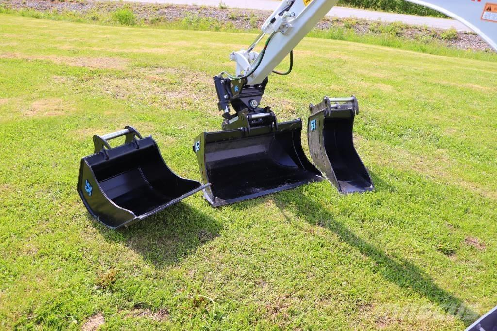 Takeuchi TB210R Minigraafmachines < 7t