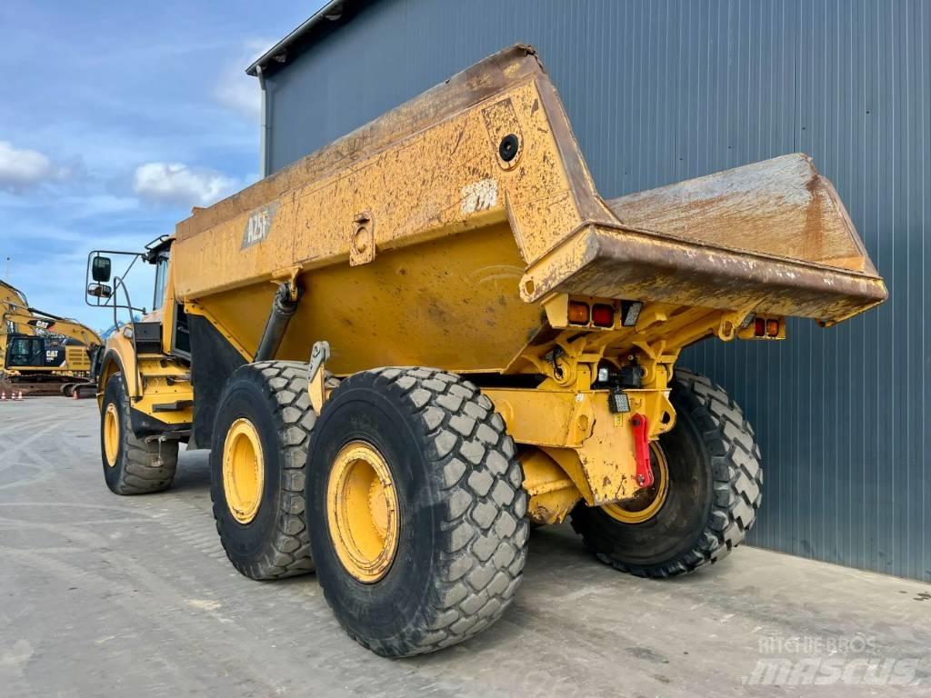 Volvo A25F Knik dumptrucks