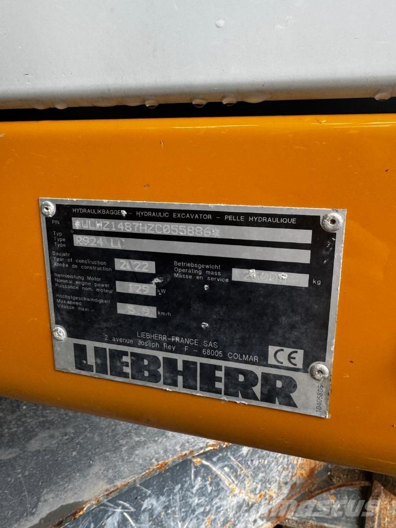 Liebherr R924 Rupsgraafmachines