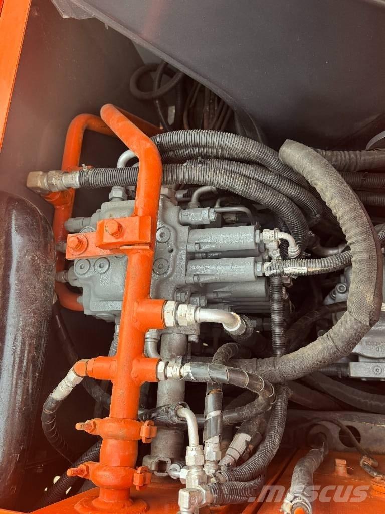 Hitachi ZX 70 Minigraafmachines < 7t