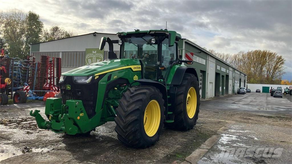 John Deere 8R 370 Tractoren