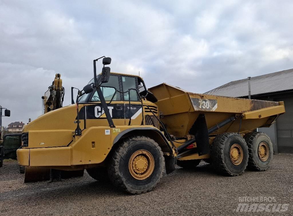 CAT 730 Knik dumptrucks