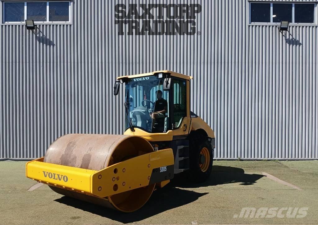 Volvo SD135, Vält Trilrolwalsen