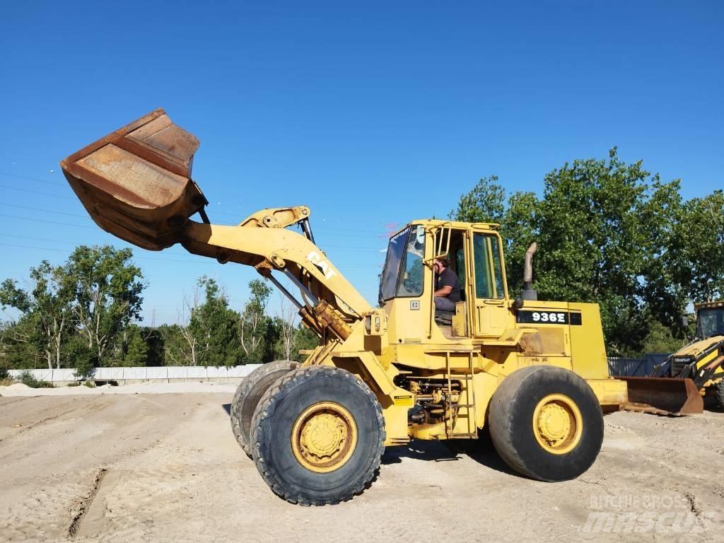 CAT 936 E Wielladers