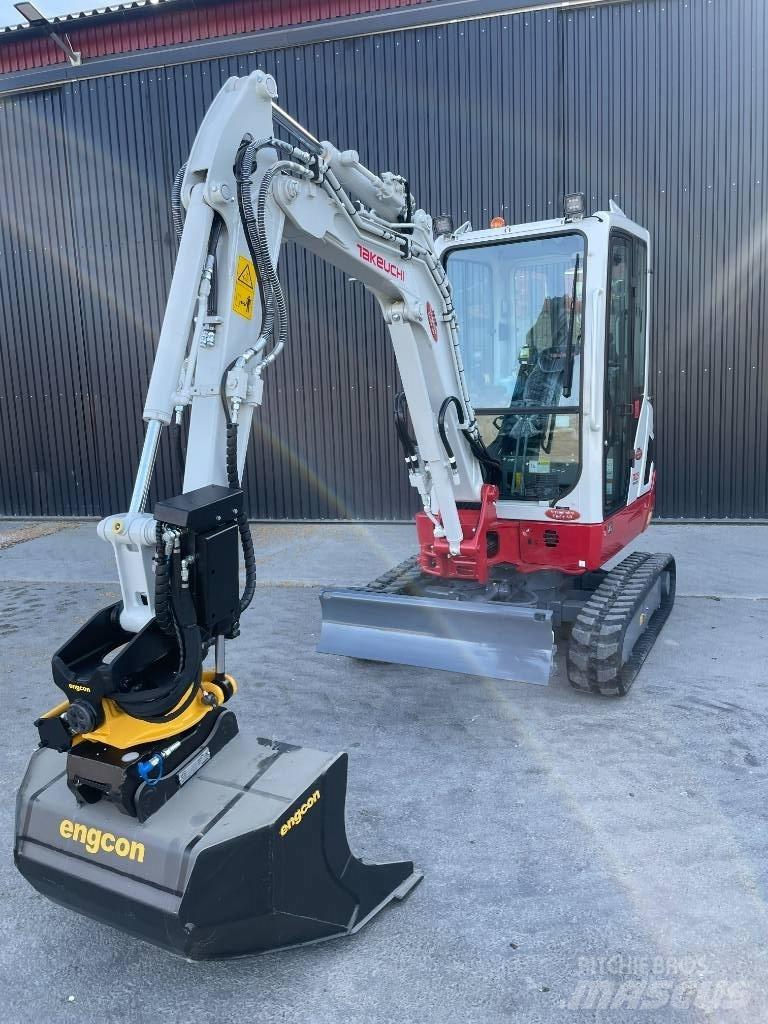 Takeuchi TB 225 Minigraafmachines < 7t