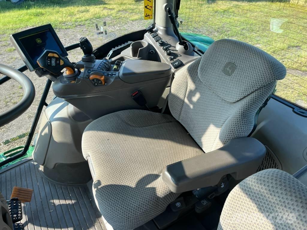 John Deere 6155 R Tractoren