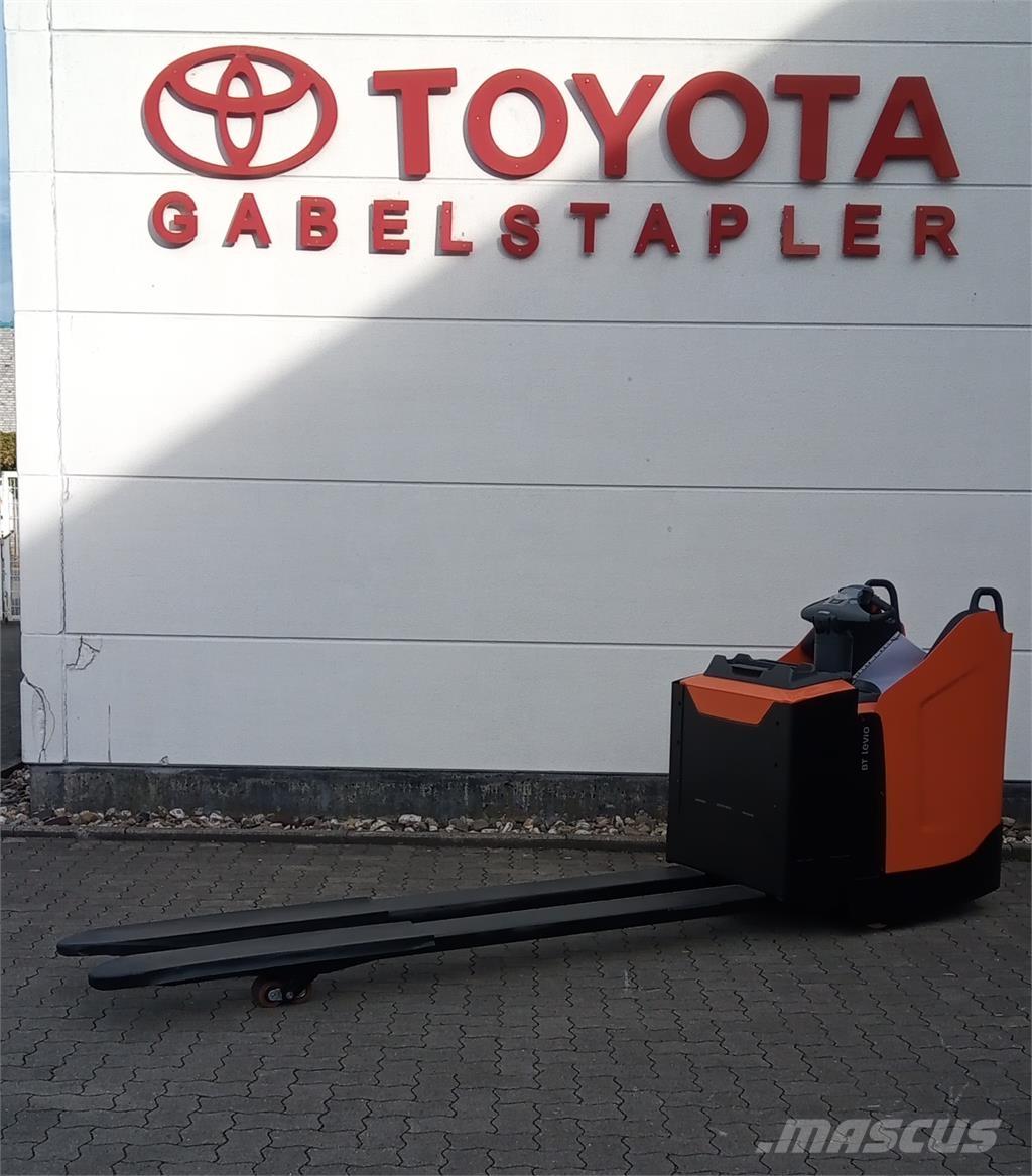 Toyota LPE 250 Stapelaar meeloop