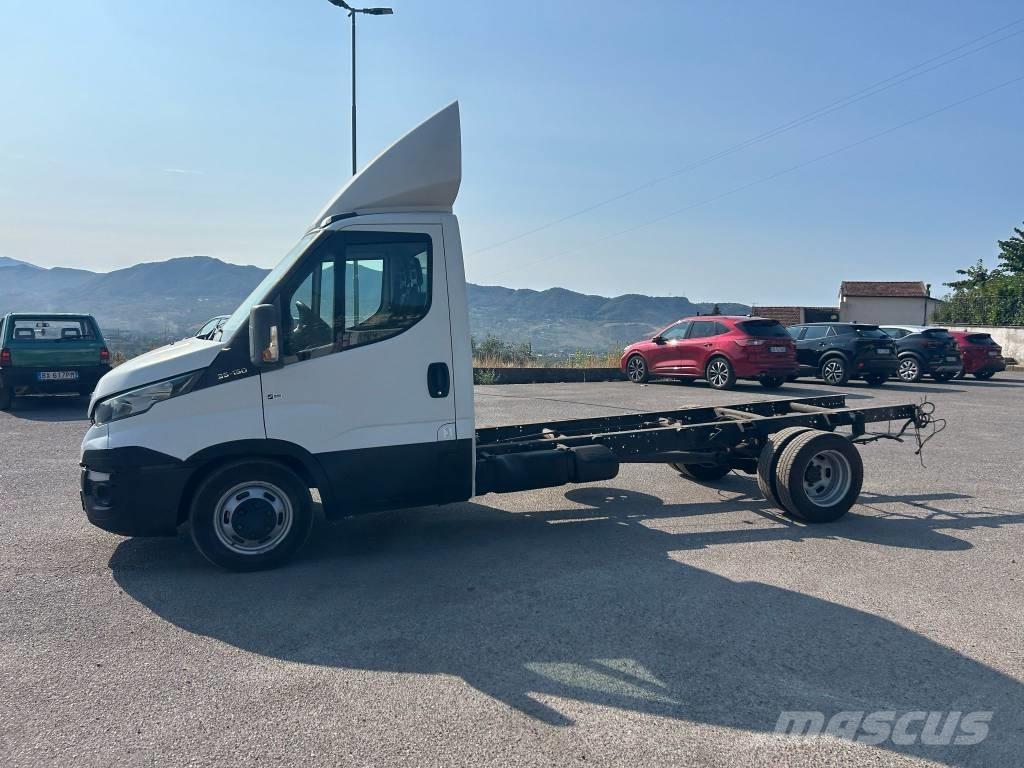 Iveco Daily 35-150 Oprijwagen
