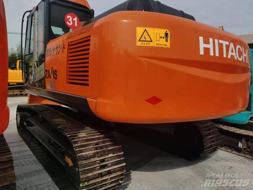 Hitachi ZX 240 Rupsgraafmachines