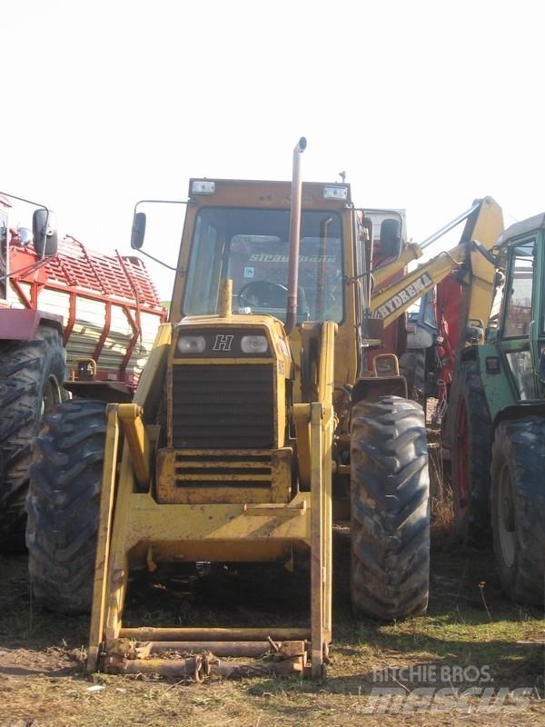 Hydrema 805 Wielgraafmachines