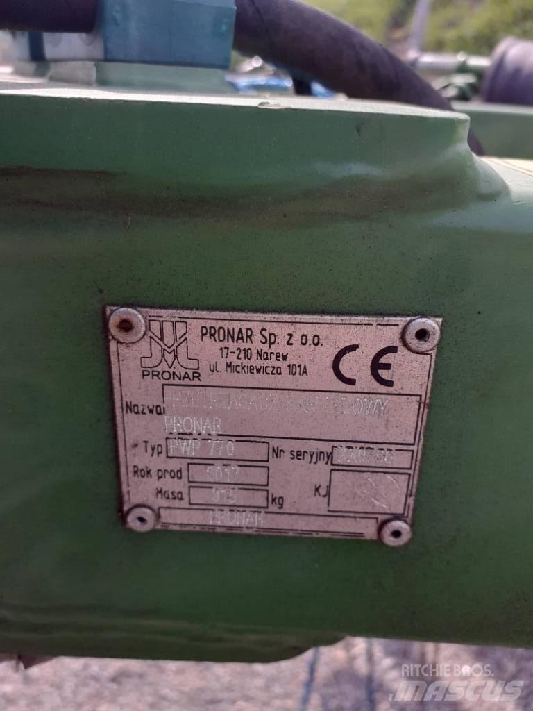 Pronar PWP 770 Schudders