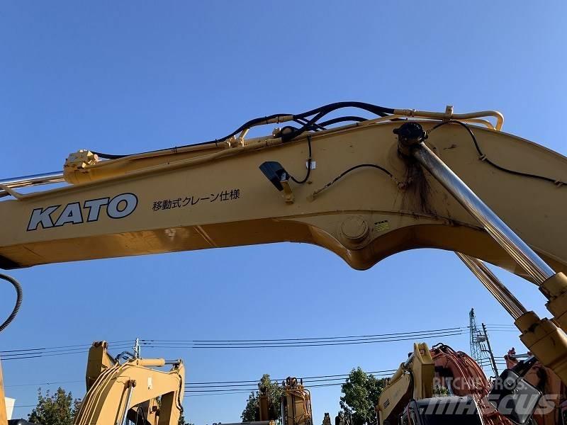 Kato HD513MR-6 Rupsgraafmachines