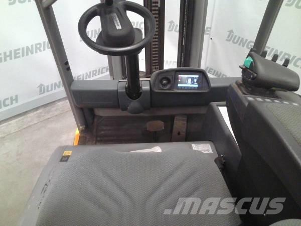 Jungheinrich EFG 320 Elektrische heftrucks