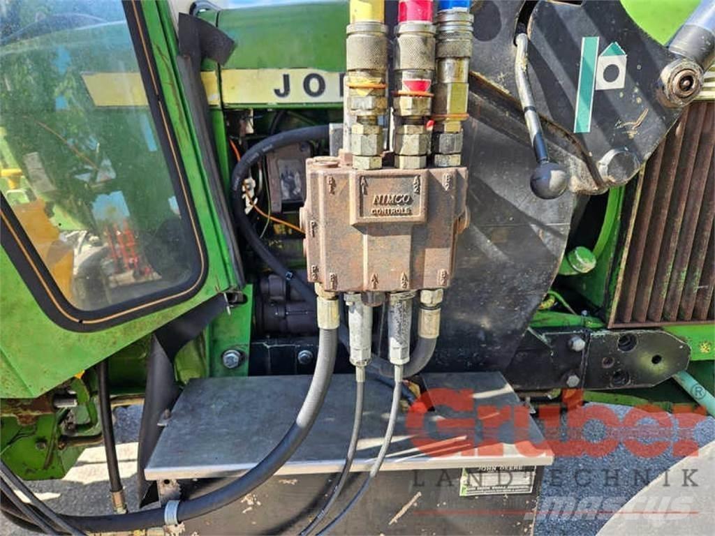 John Deere 2130 S Tractoren