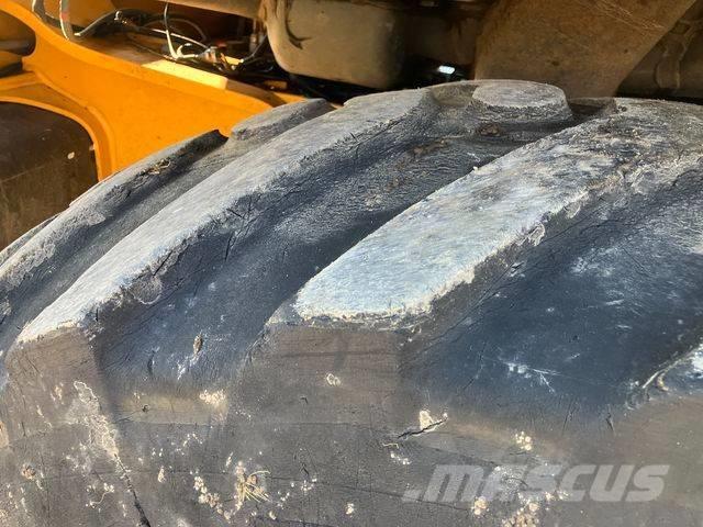 JCB 3 CX Graaf-laadcombinaties