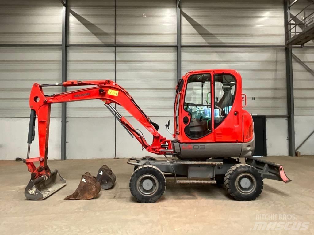 Neuson 6503 WD Wielgraafmachines