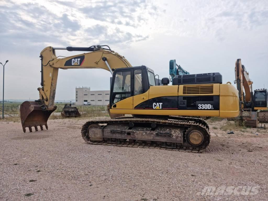CAT 330 D L Rupsgraafmachines