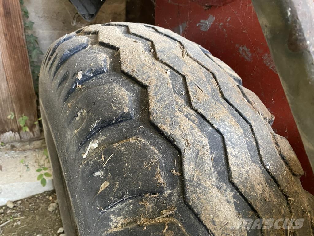 Kuhn FC303GL Gemonteerde en gesleepte maaiers