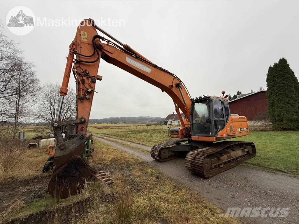 Doosan DX 225 LC Rupsgraafmachines