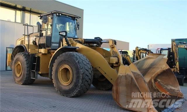 CAT 966M Wielladers
