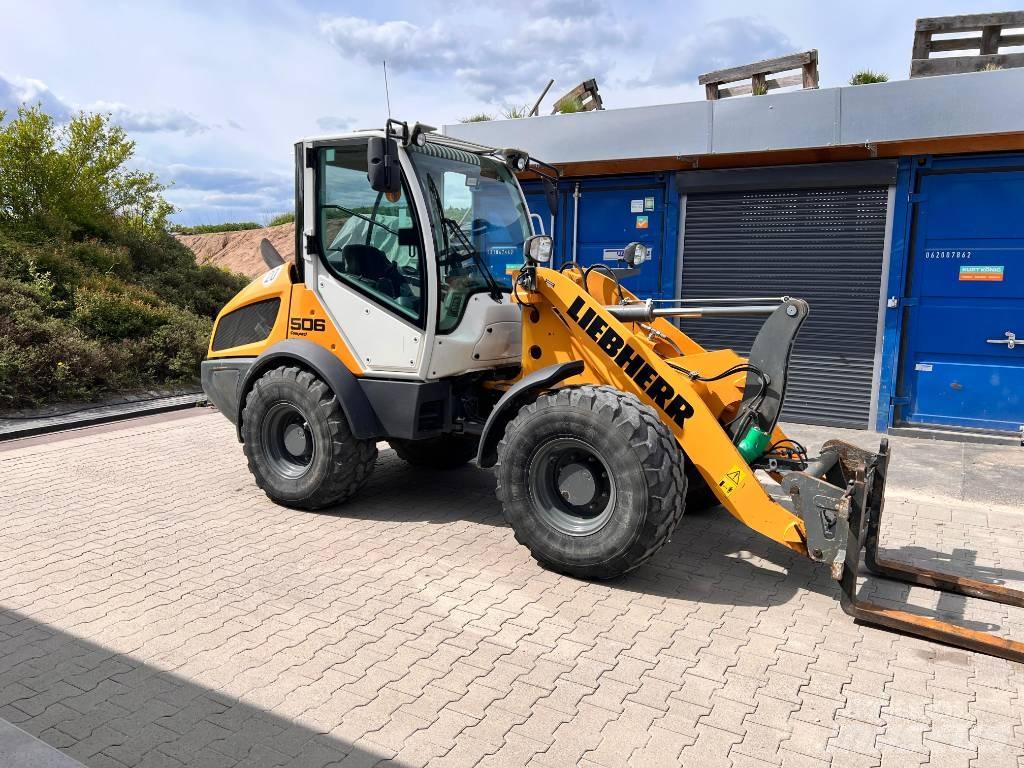 Liebherr L 506C Wielladers