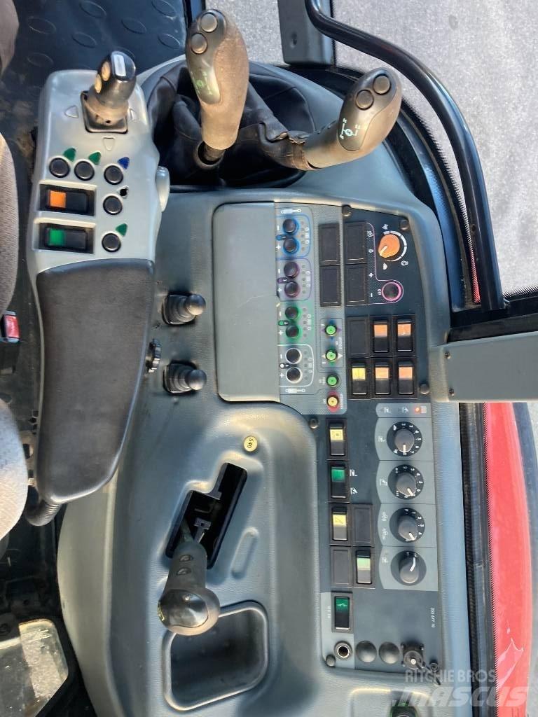 Valtra T 120 Tractoren