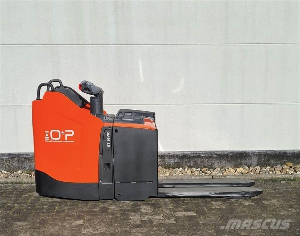 Toyota LPE 250 Stapelaar meeloop