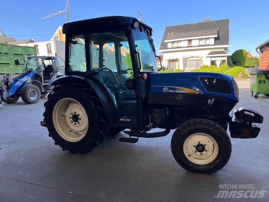 New Holland T4030F Tractoren