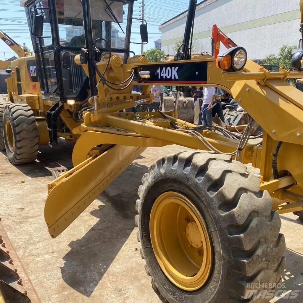 CAT 140 K Graders