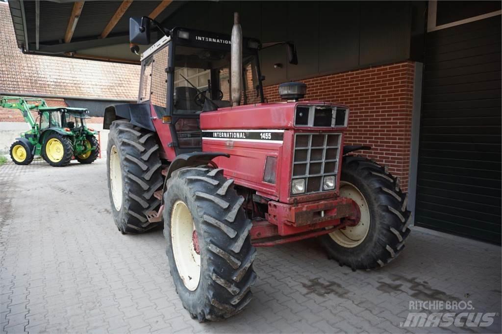 Case IH IHC 1455 Tractoren