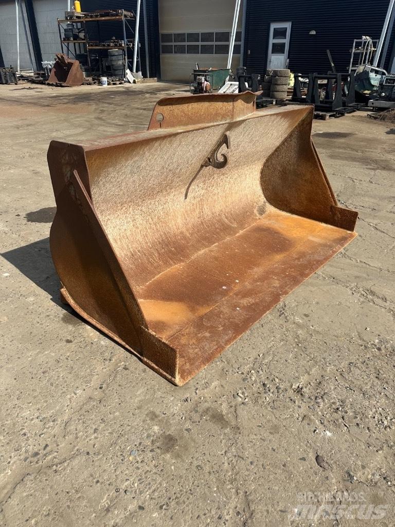 Volvo 2500mm Bakken