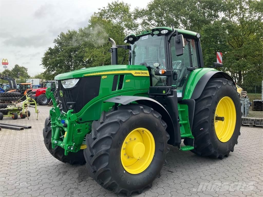 John Deere 6M220 Tractoren