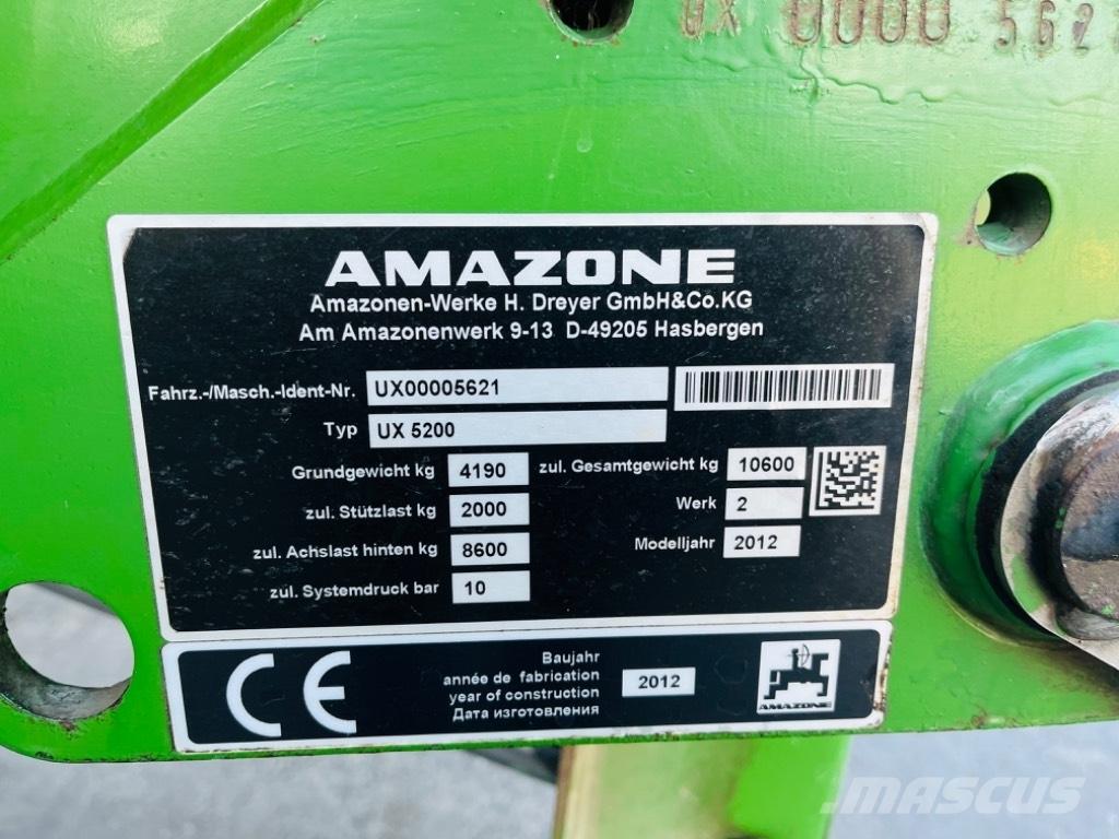 Amazone UX 5200 Getrokken spuitmachines