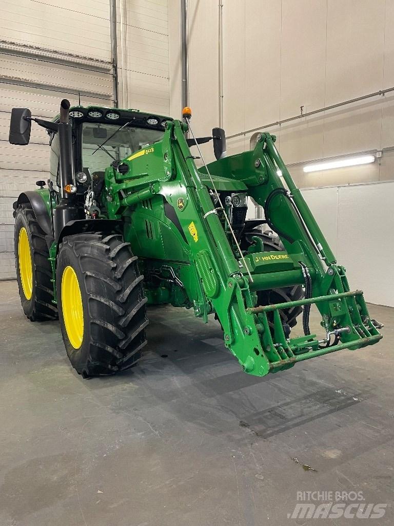 John Deere 6155R Tractoren