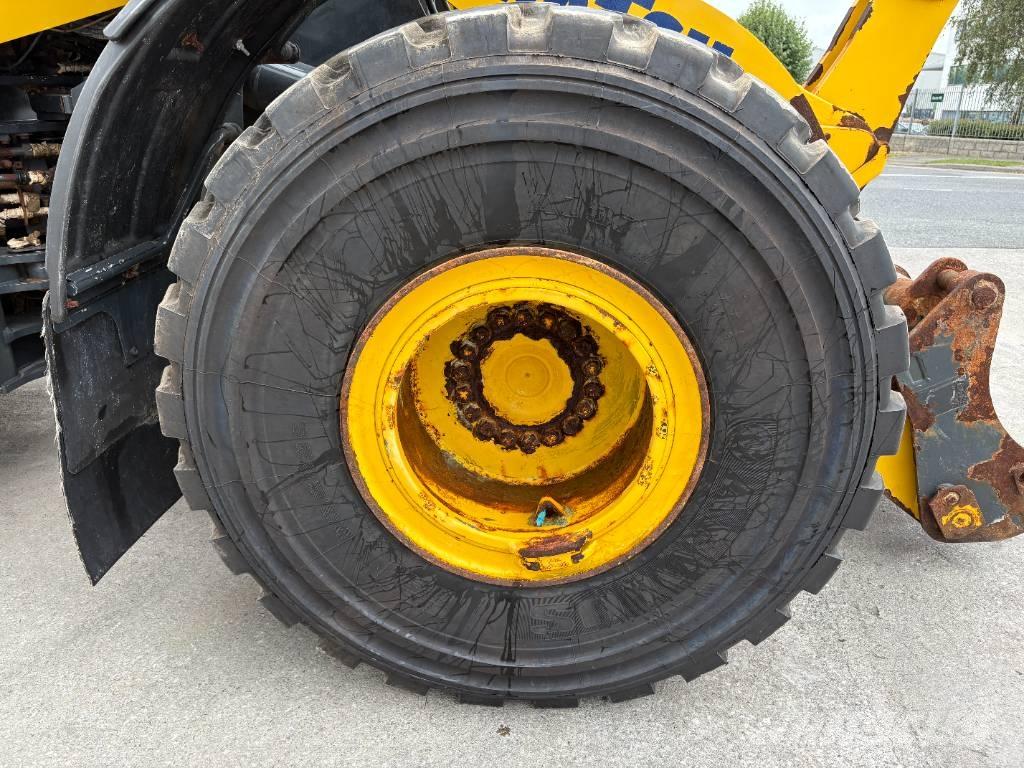 Komatsu WA380-8 Wielladers