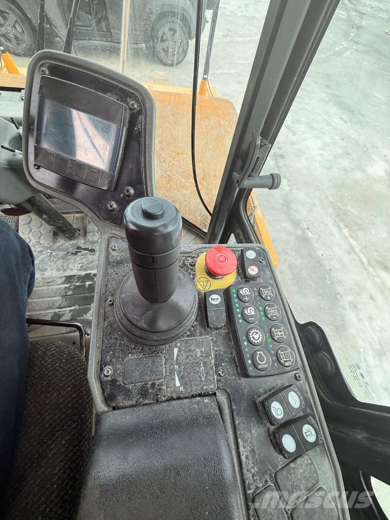 CAT CS 68 B Trilrolwalsen