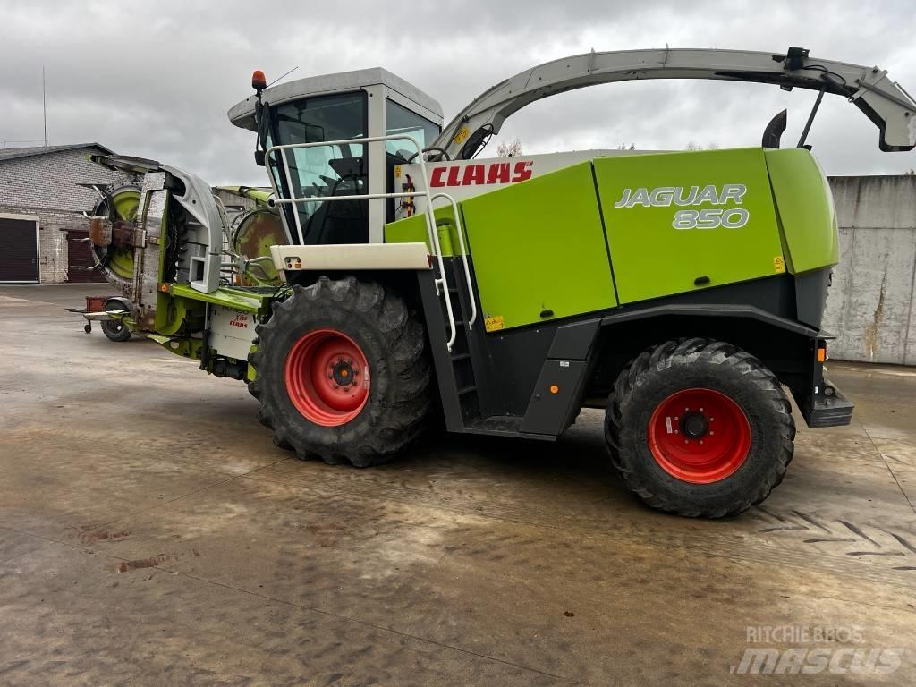CLAAS Jaguar 850 Getrokken veldhakselaar