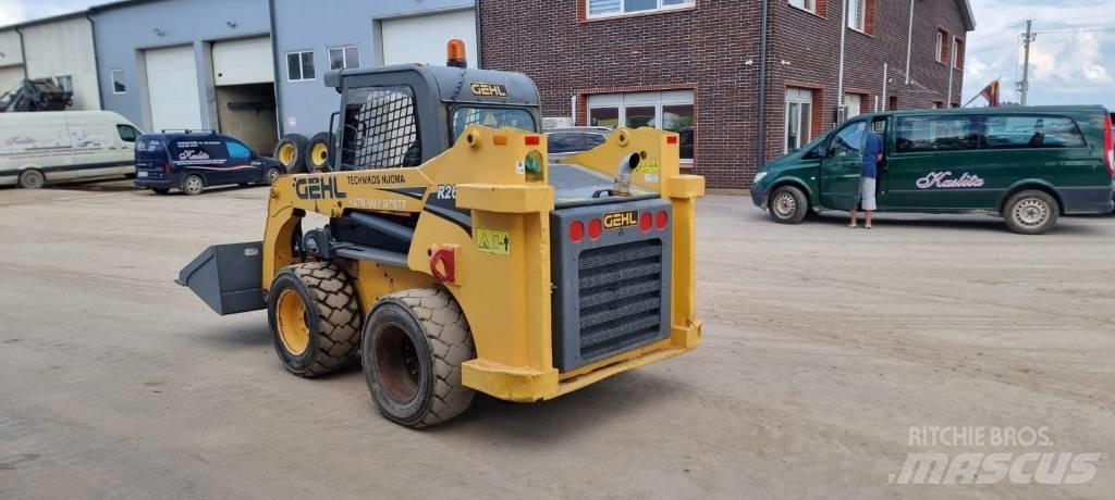 Gehl R 260 Schrankladers