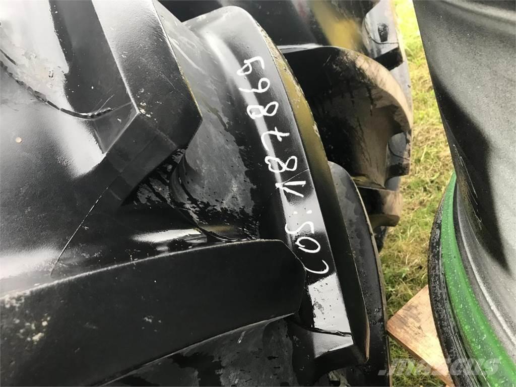 Michelin 710/70R42 Banden, wielen en velgen