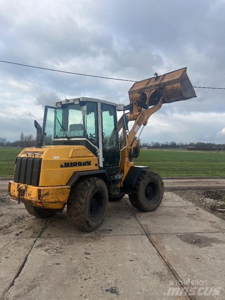 Liebherr 507 Wielladers