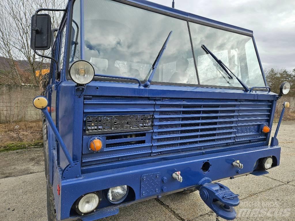Tatra 813 8x8 KOLOS Chassis met cabine