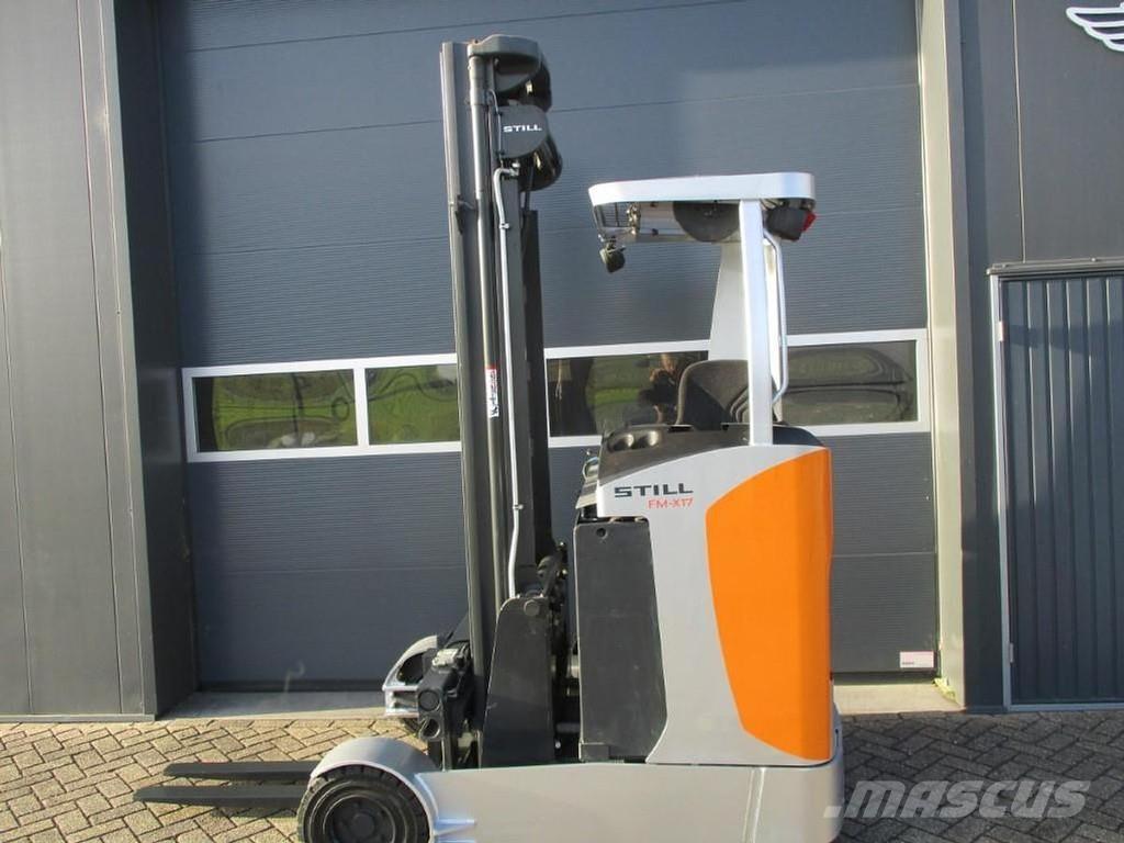 Still FM-X17 SE Reachtruck voor hoog niveau