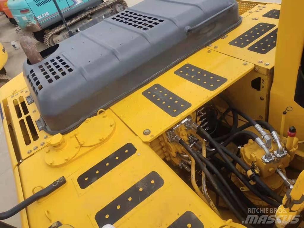 Komatsu 220-8 Rupsgraafmachines