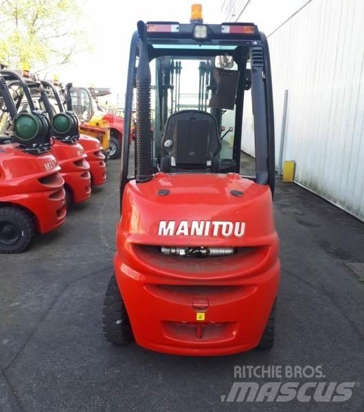 Manitou MI25D Vorkheftruck voor zwaar terrein