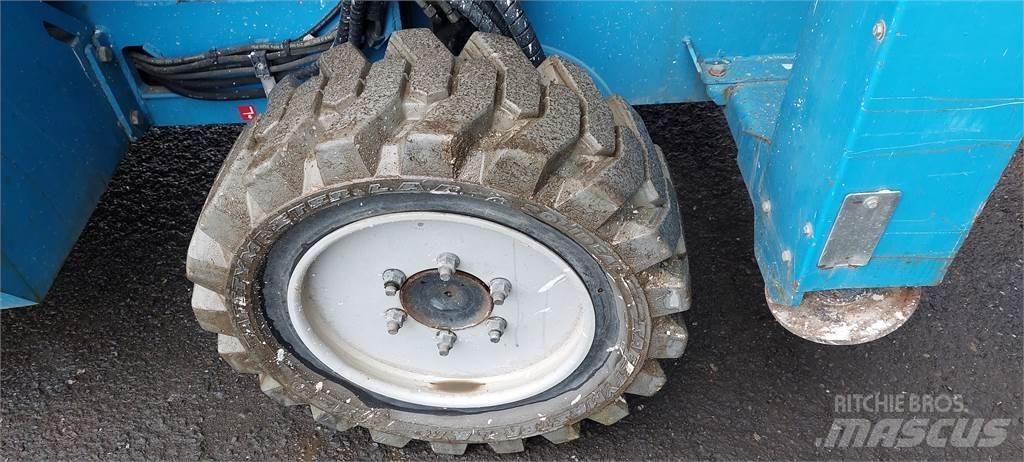  CX15, 4x4 Schaarhoogwerkers
