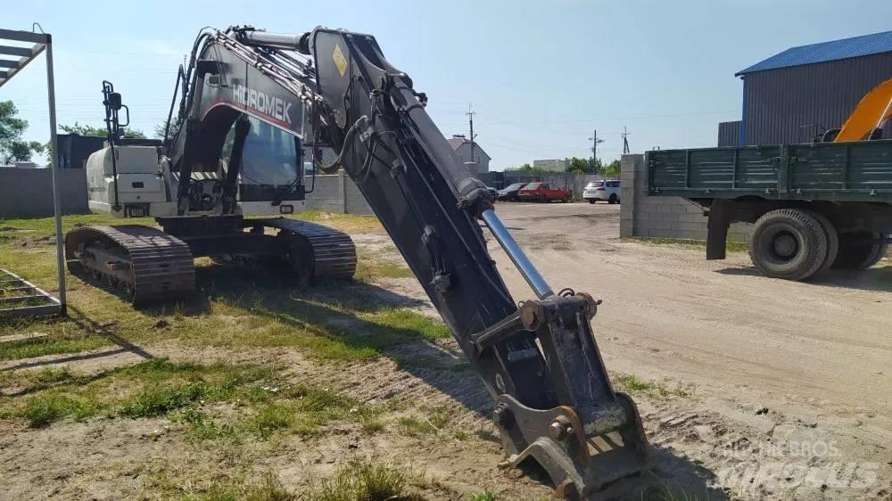 Hidromek HMK 220LC Rupsgraafmachines